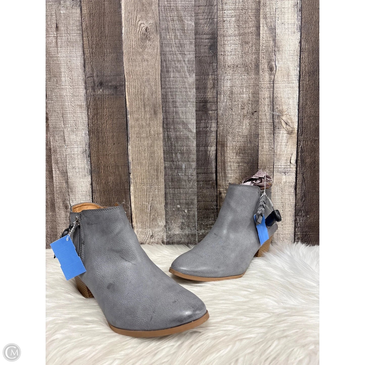 Boots Ankle Heels By Qupid In Grey, Size: 8.5