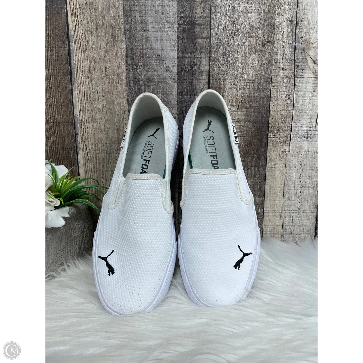 Shoes Sneakers By Puma In White, Size: 7.5