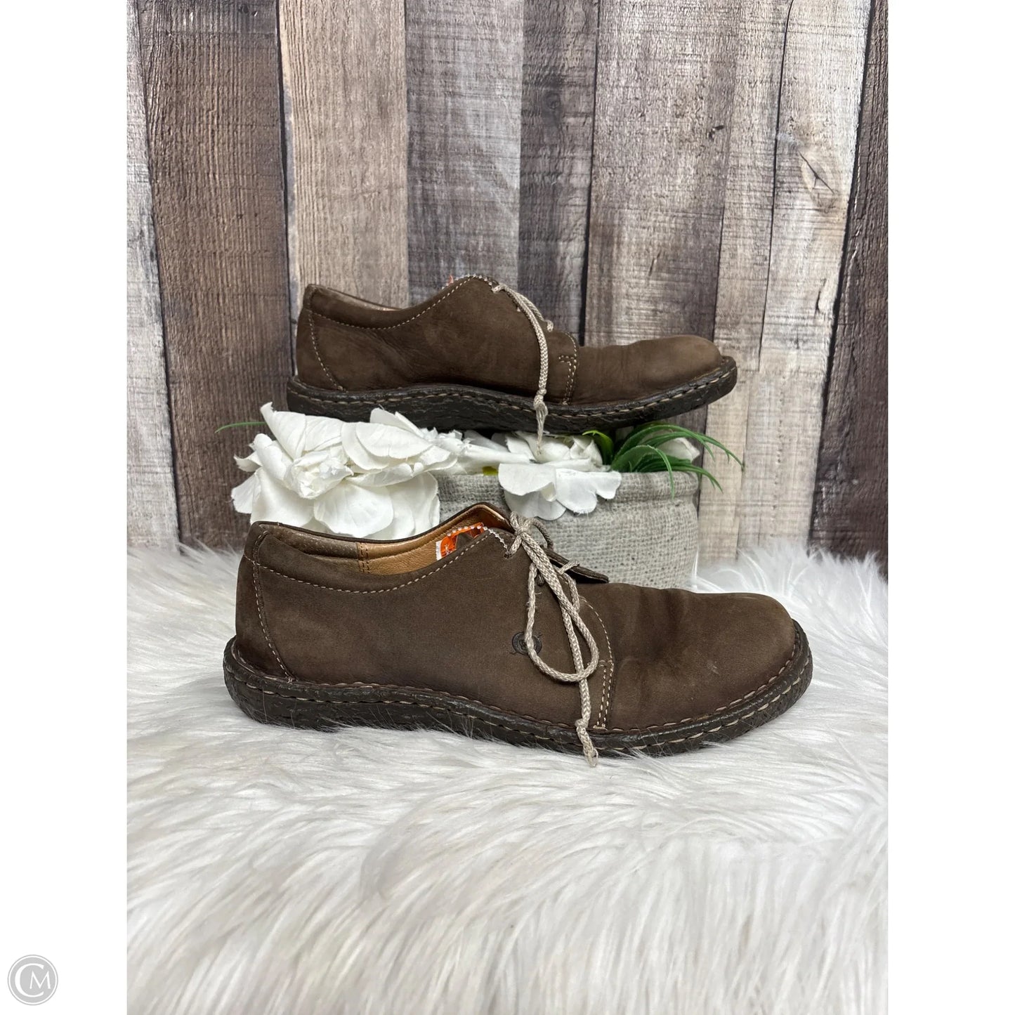 Shoes Flats By Born In Brown, Size: 8