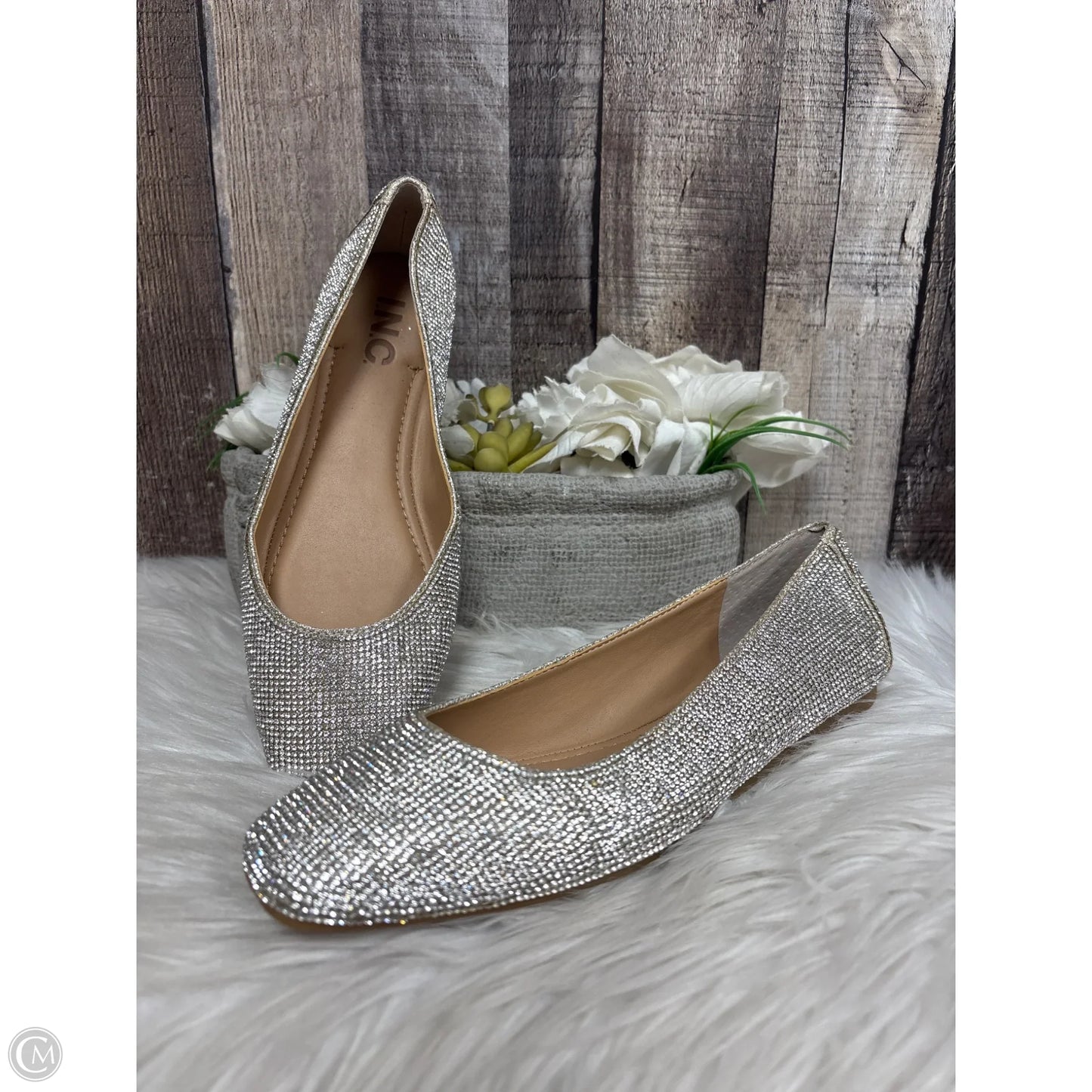 Shoes Flats By Inc In Silver, Size: 6