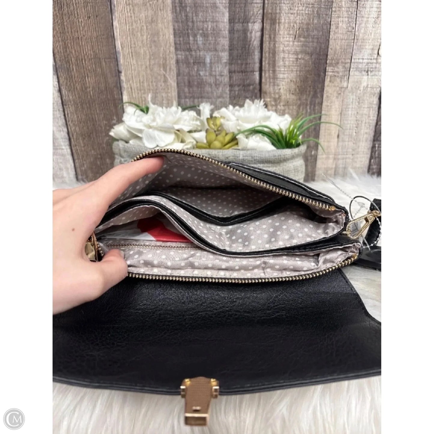Crossbody By Cmf, Size: Medium
