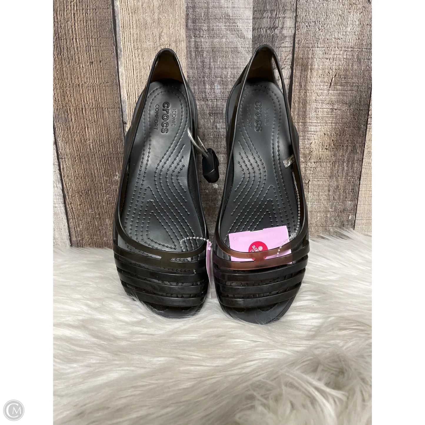 Sandals Flats By Crocs In Black, Size: 9