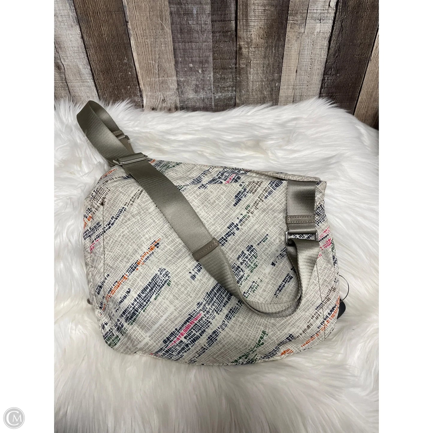 Crossbody Designer By Tumi, Size: Medium