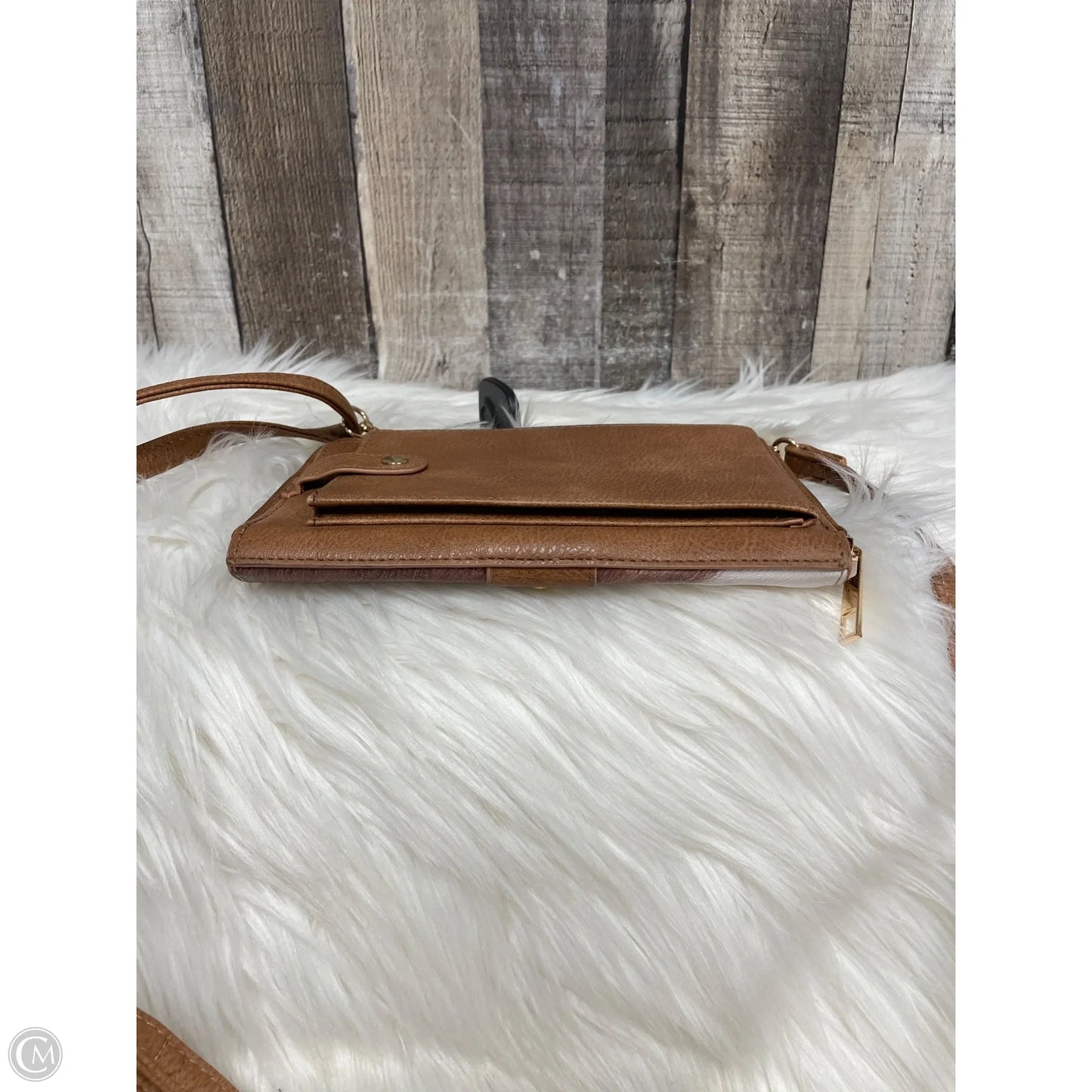 Crossbody By Cmf, Size: Small