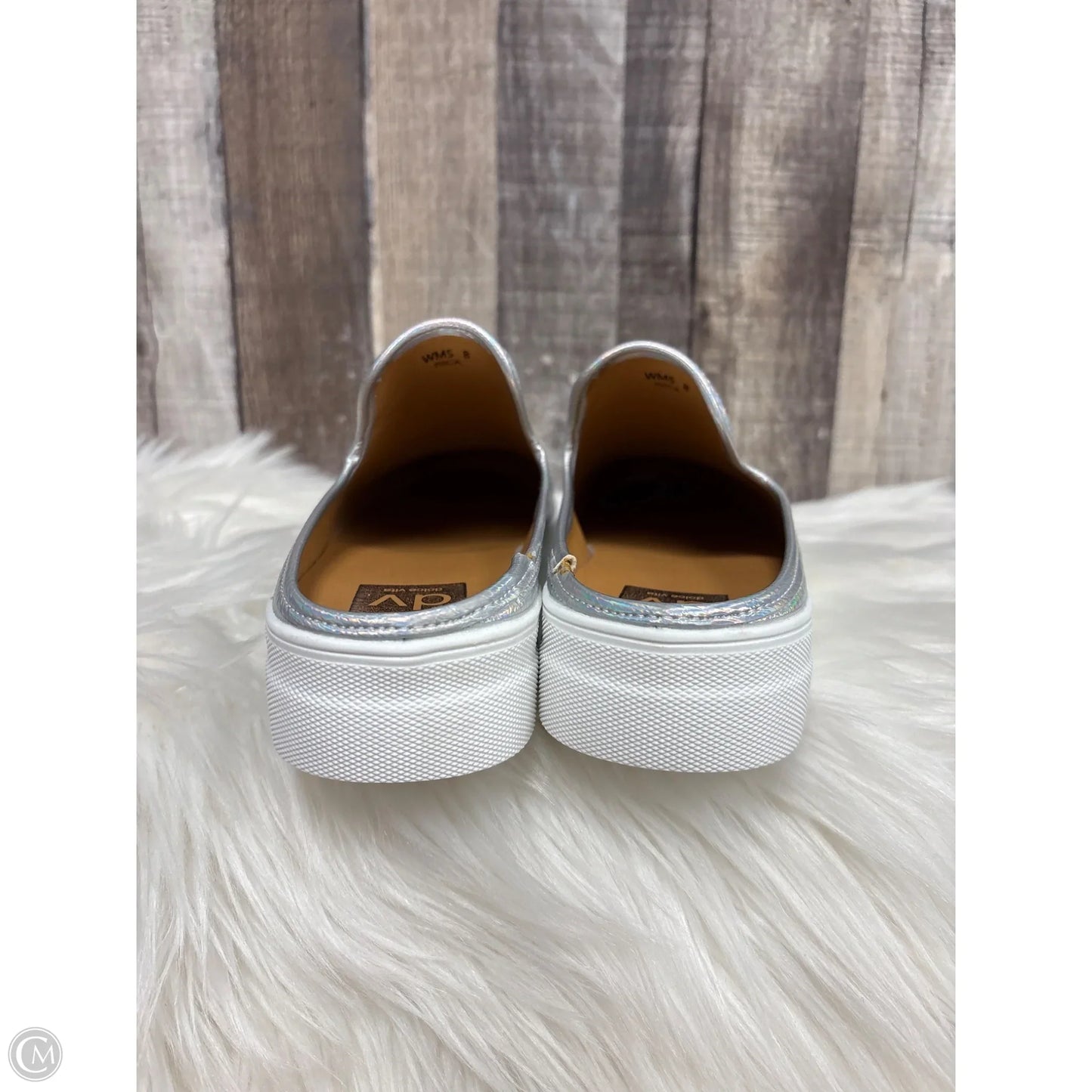 Shoes Flats By Dolce Vita In Silver, Size: 8