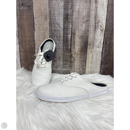 Shoes Flats By Keds In White, Size: 8