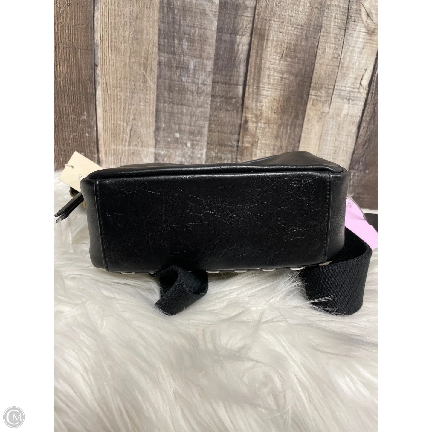 Crossbody By Universal Thread, Size: Small