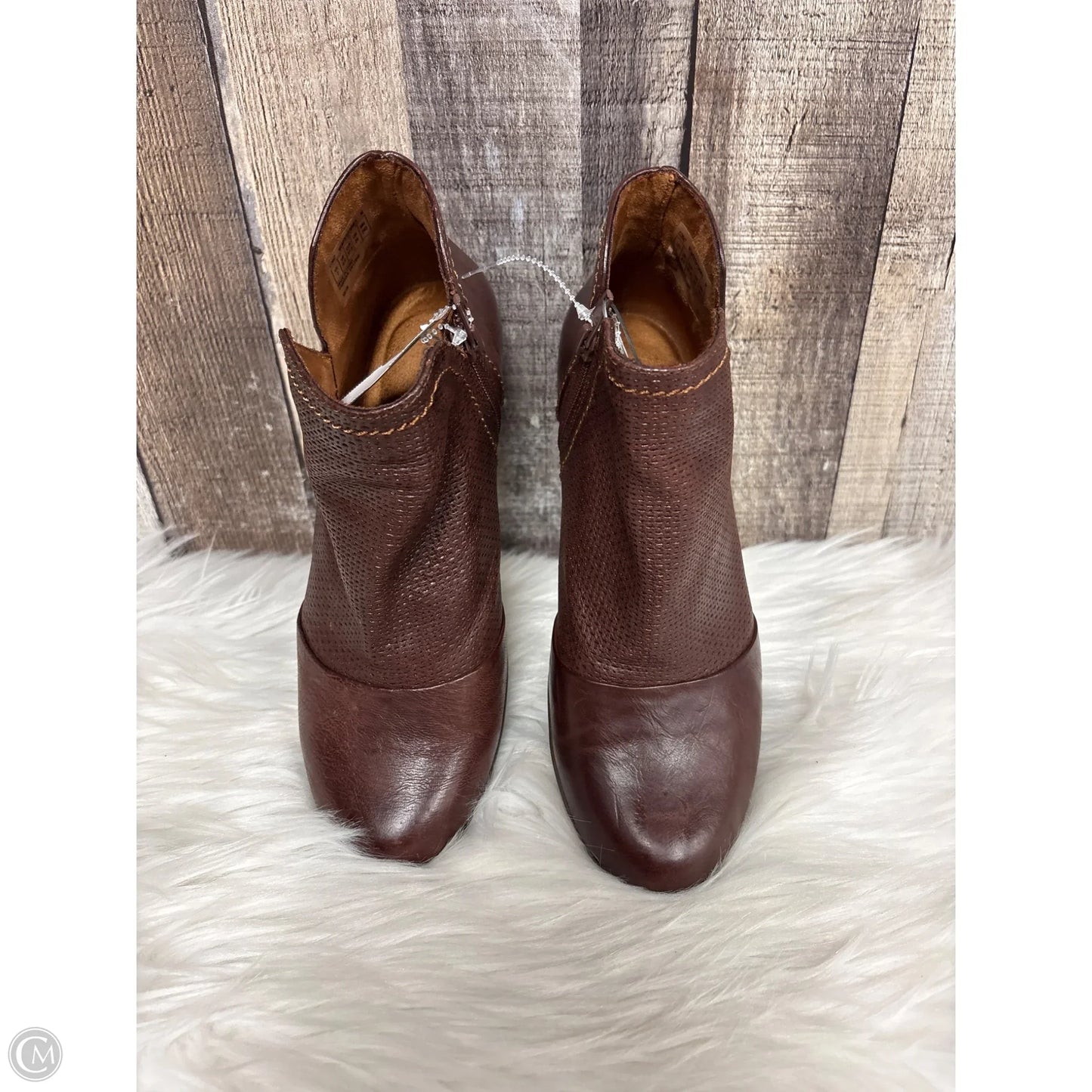 Boots Ankle Heels By Cobb Hill In Brown, Size: 7