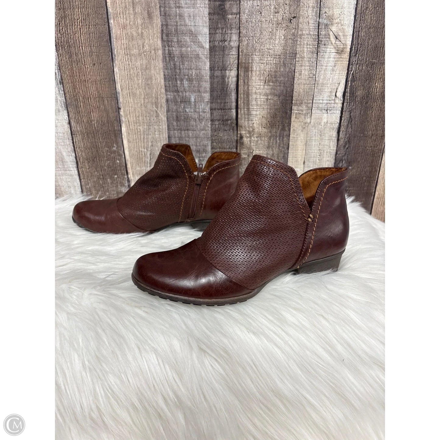 Boots Ankle Heels By Cobb Hill In Brown, Size: 7