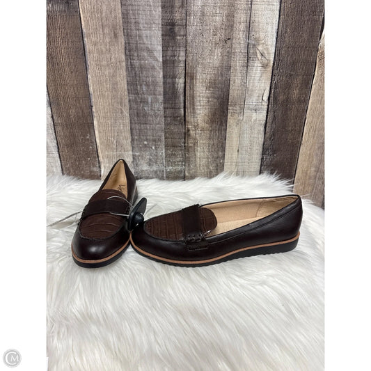 Shoes Flats By Life Stride In Brown, Size: 6.5