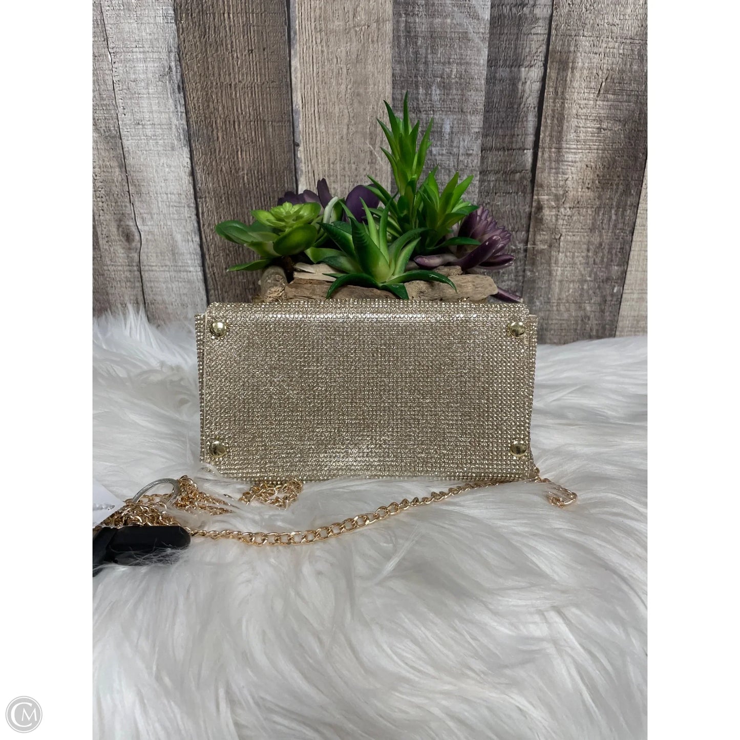 Crossbody By Nina, Size: Small