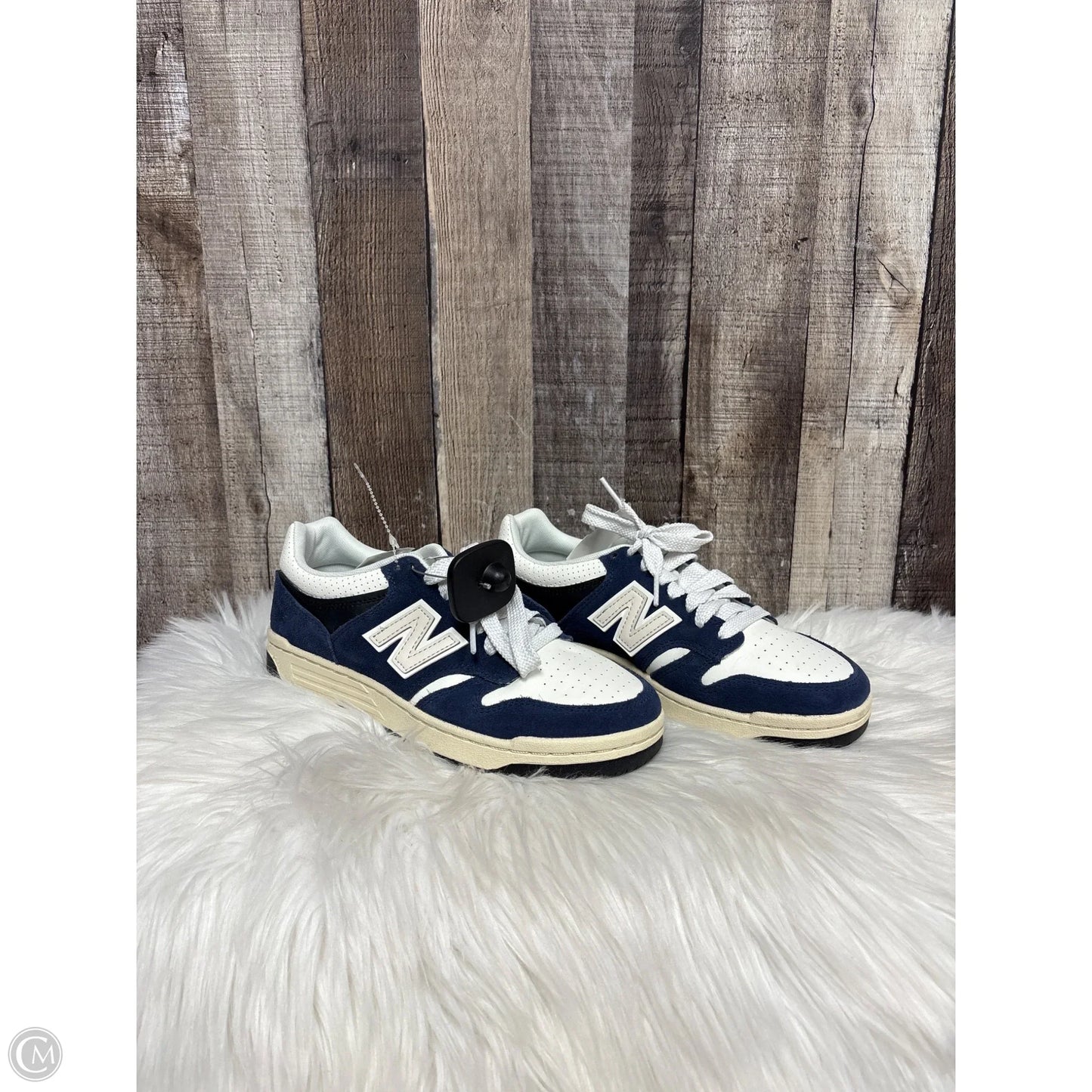 Shoes Athletic By New Balance In Blue & White, Size: 7.5