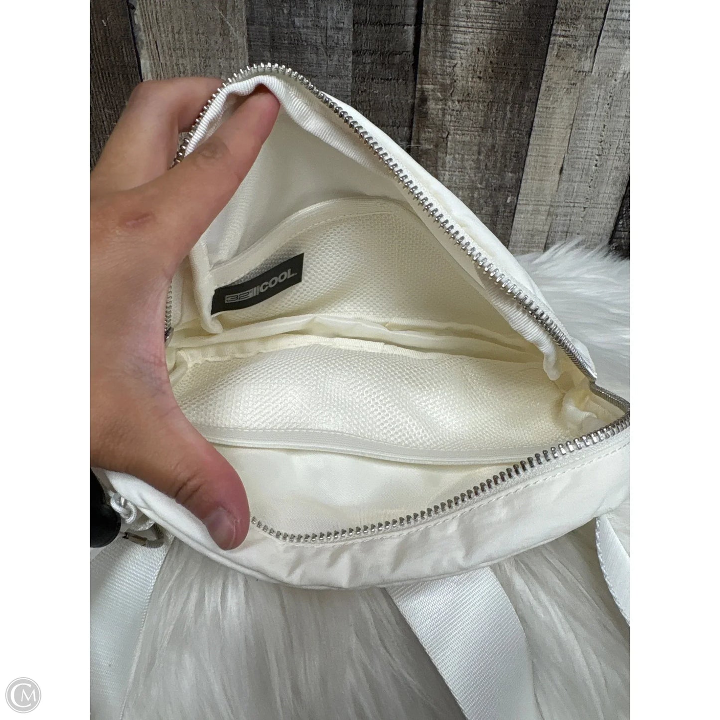 Belt Bag By Cmf, Size: Small