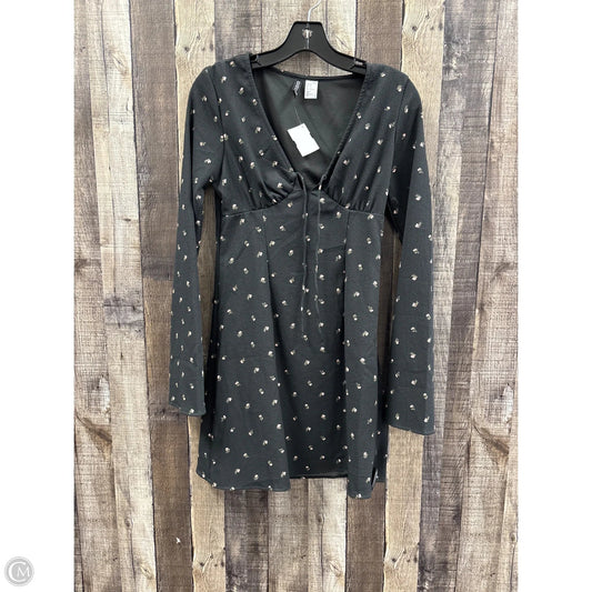 Dress Casual Short By Divided In Black, Size: Xs