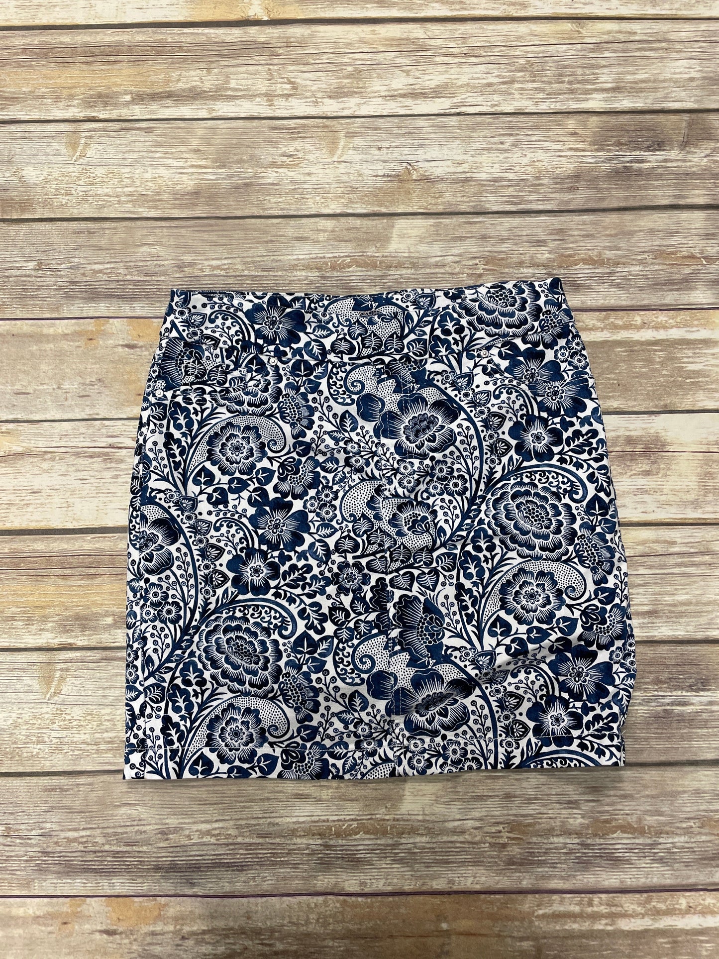 Blue Skort Chicos, Size 6