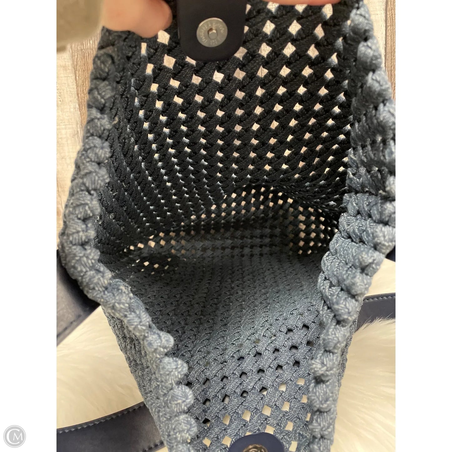 Crossbody By Cmf, Size: Large