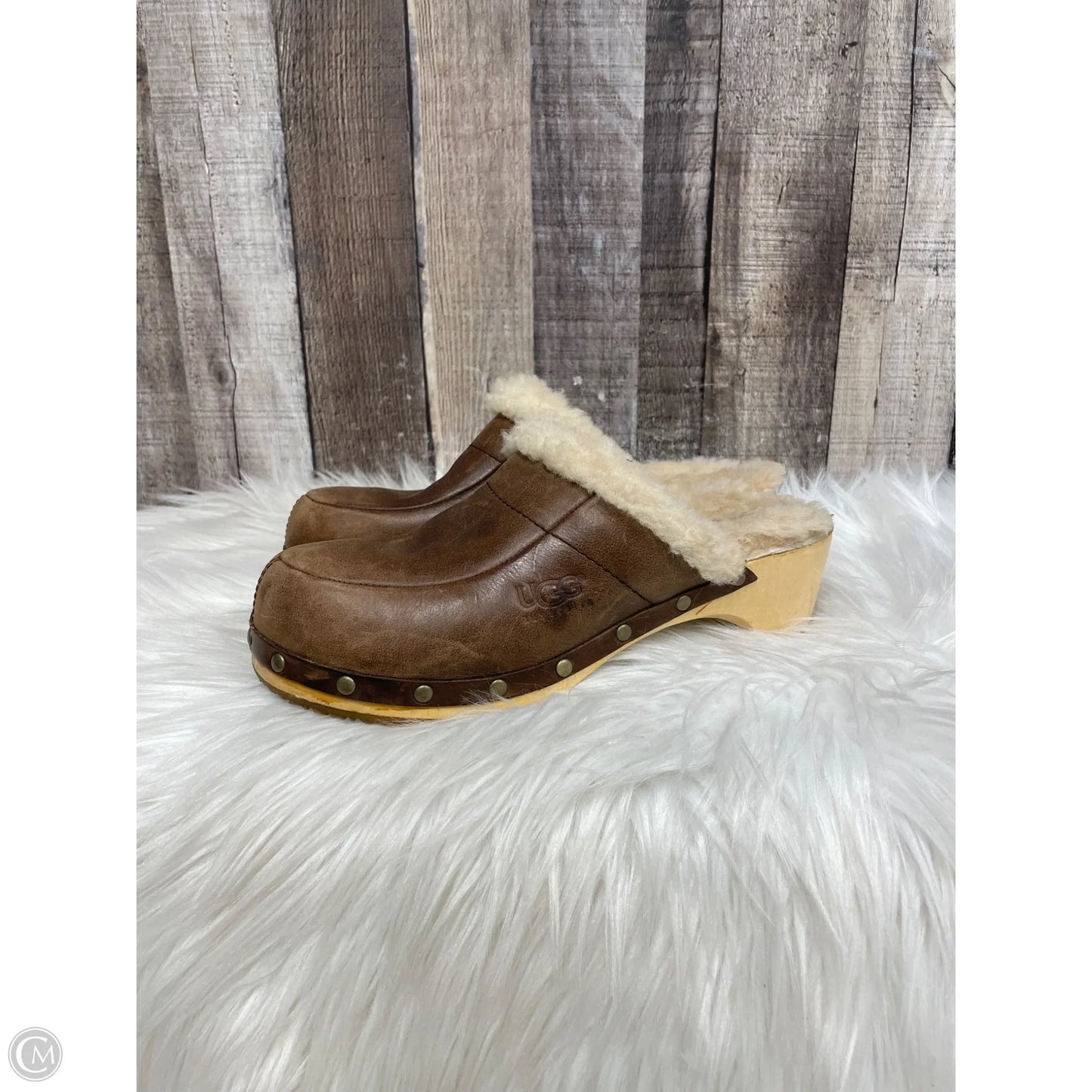 Shoes Designer By Ugg In Brown, Size: 7