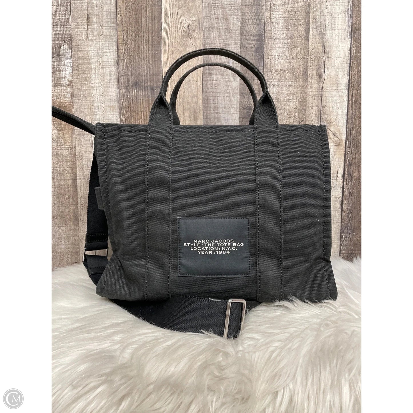 Tote Luxury Designer By Marc Jacobs, Size: Large