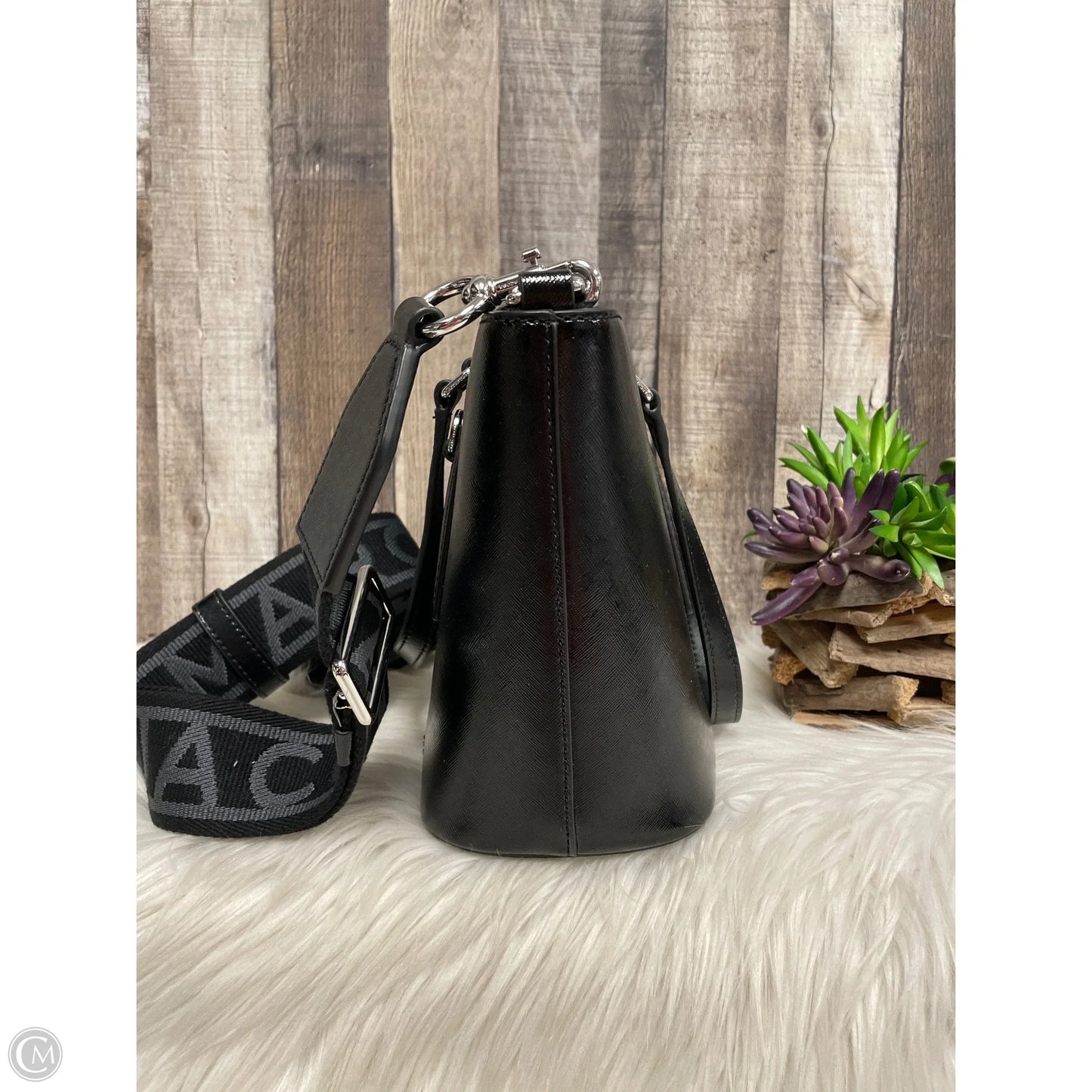 Crossbody Luxury Designer By Marc Jacobs, Size: Small