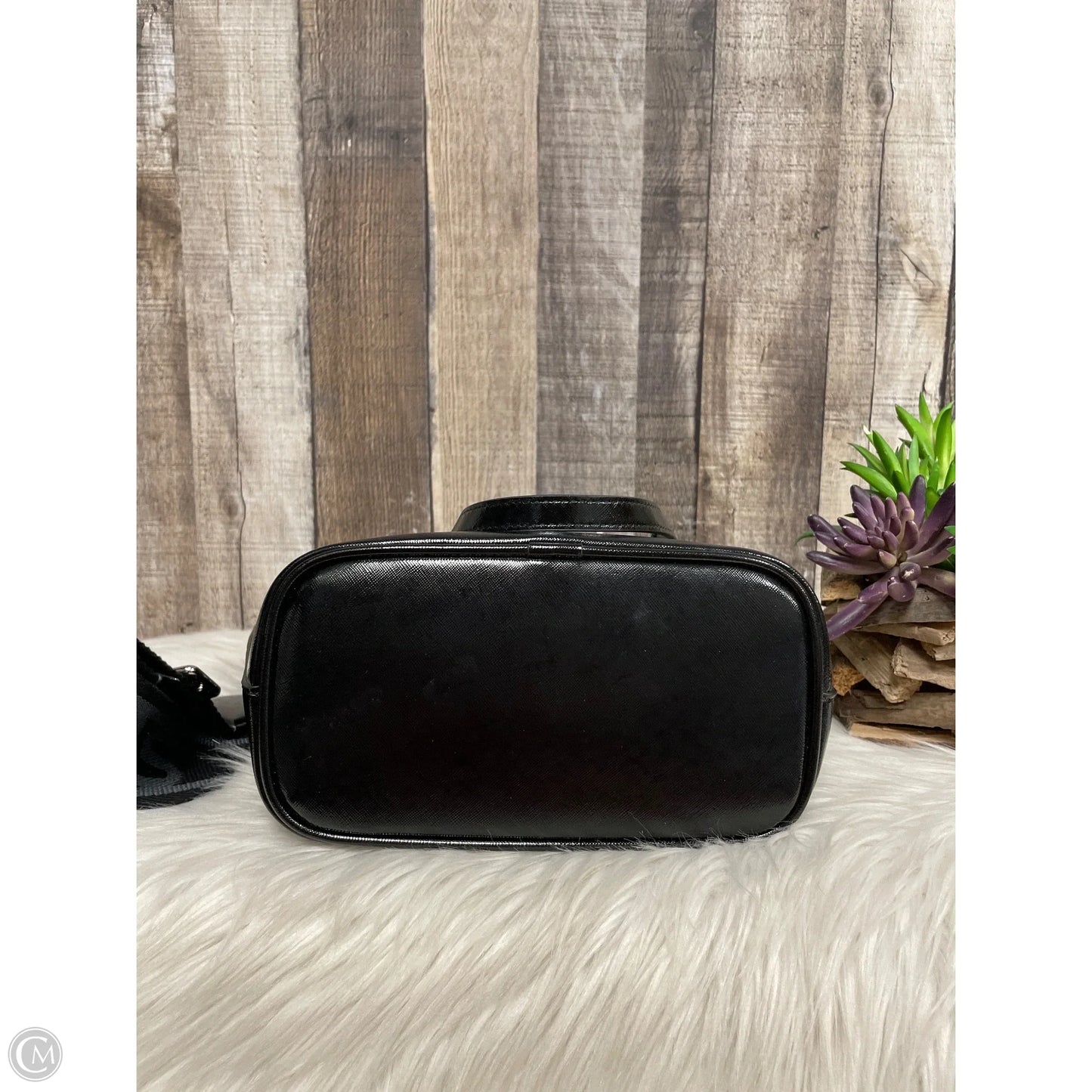 Crossbody Luxury Designer By Marc Jacobs, Size: Small