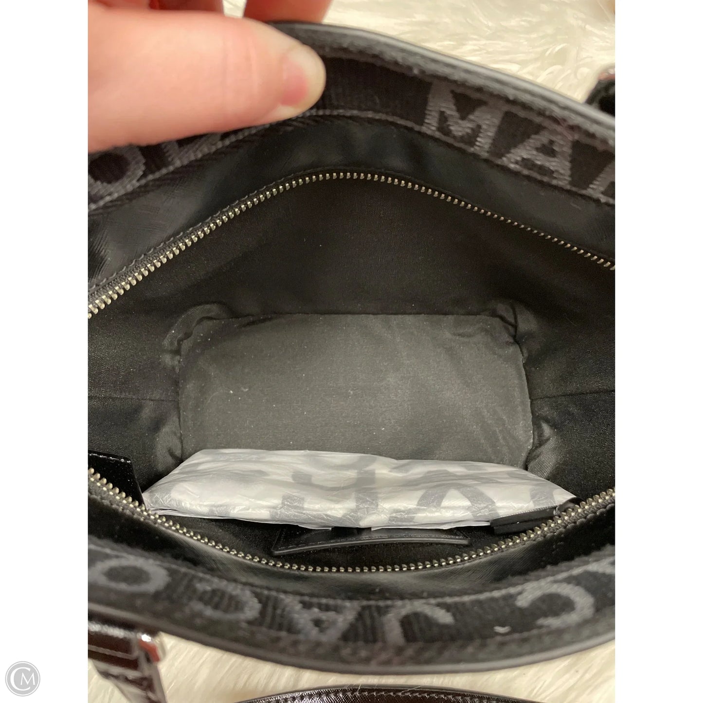 Crossbody Luxury Designer By Marc Jacobs, Size: Small