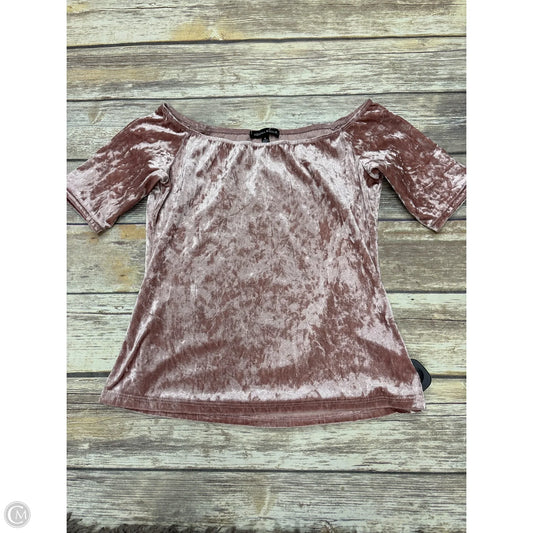 Top Short Sleeve By Kendall + Kylie In Pink, Size: S