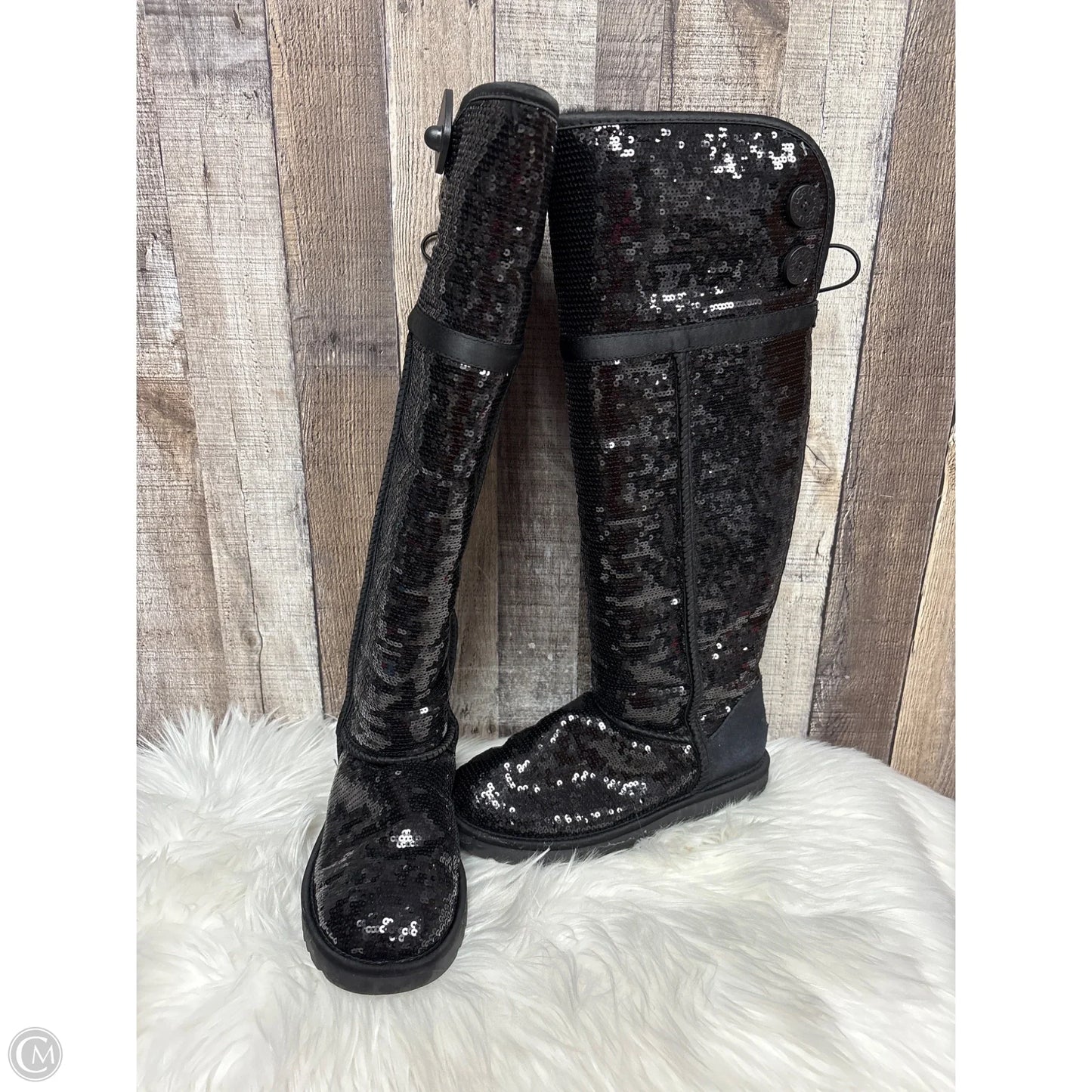 Boots Designer By Ugg In Black, Size: 8