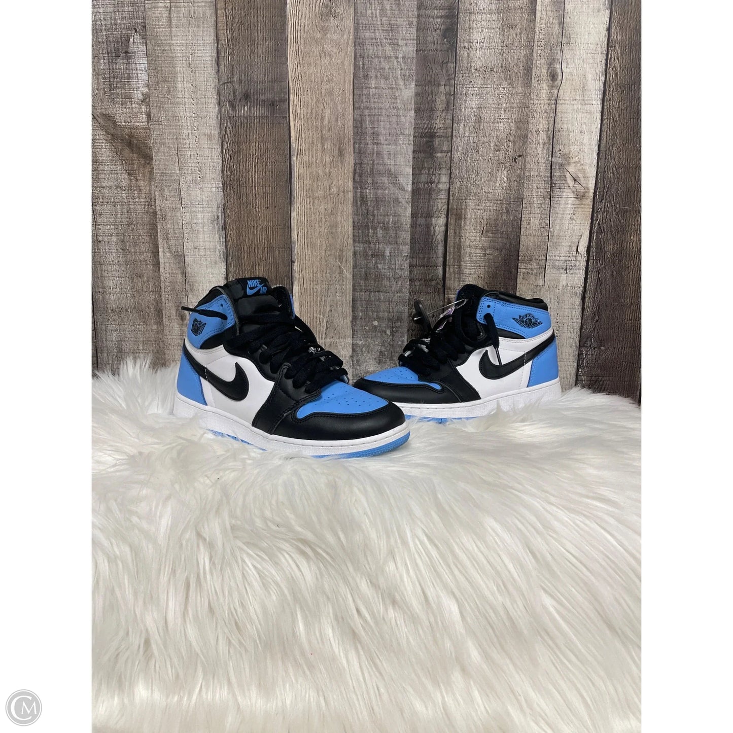 Shoes Luxury Designer By Jordan In Black & Blue, Size: 8.5