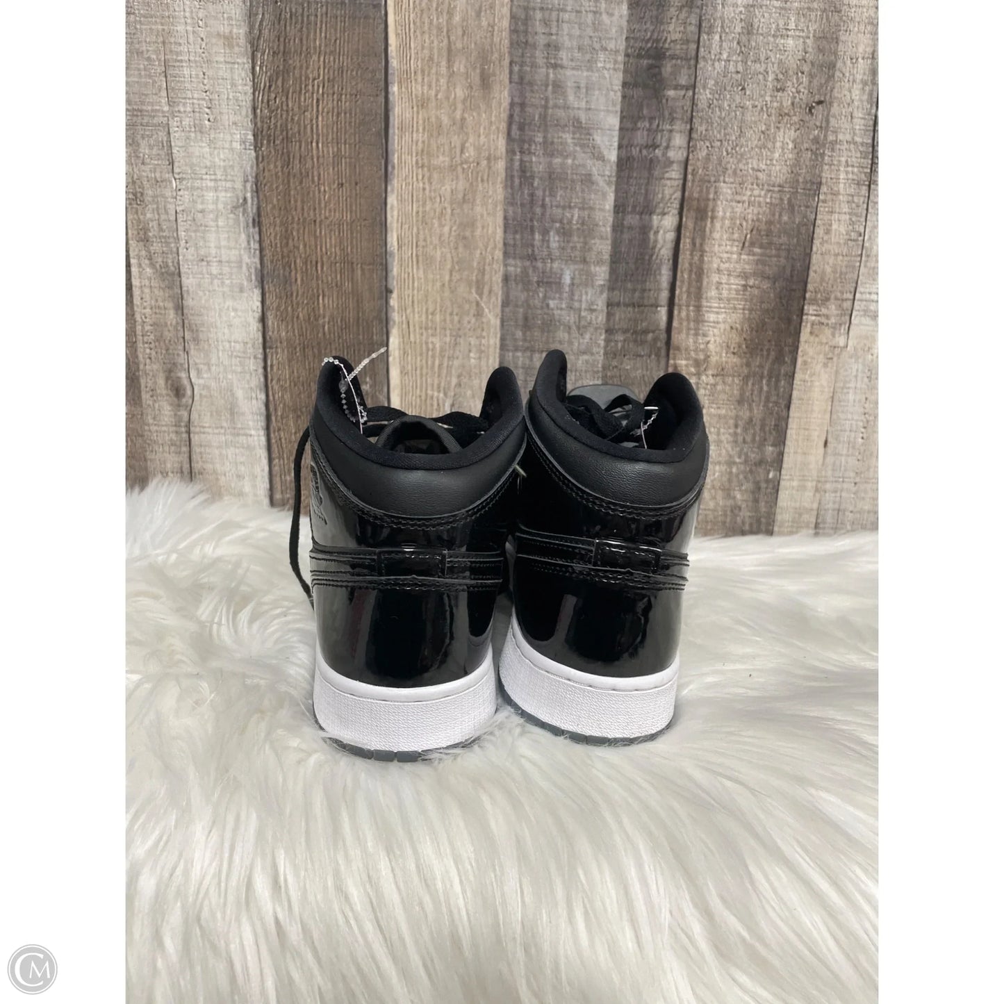 Shoes Luxury Designer By Jordan In Black, Size: 9