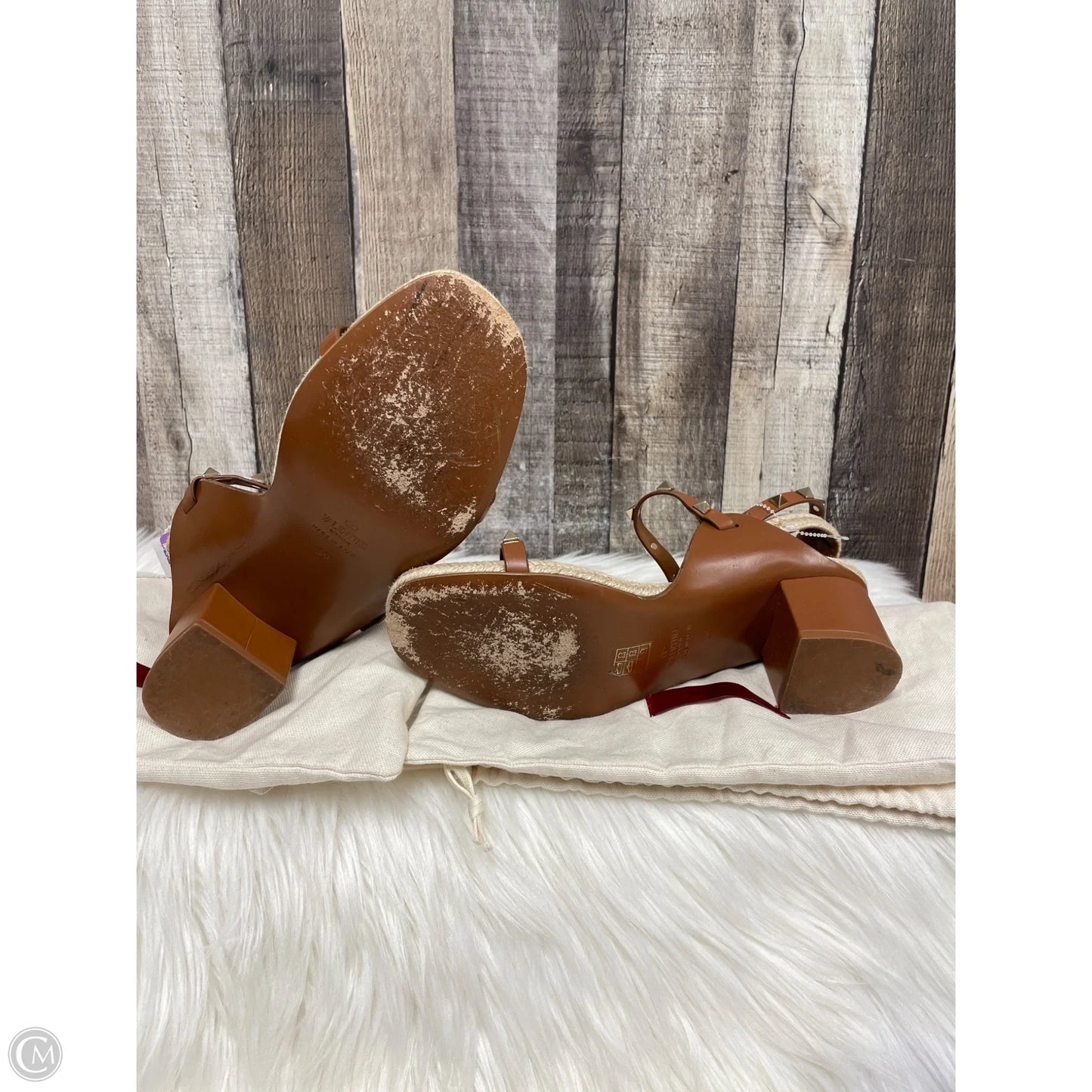 Sandals Luxury Designer By Valentino-garavani In Brown, Size: 9