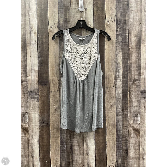 Top Sleeveless By Maurices In Grey, Size: 3x