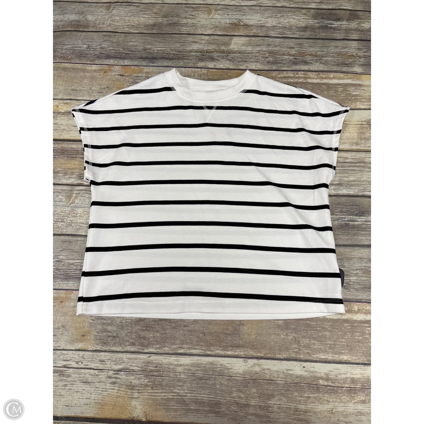 Top Short Sleeve By Danskin In Striped Pattern, Size: S