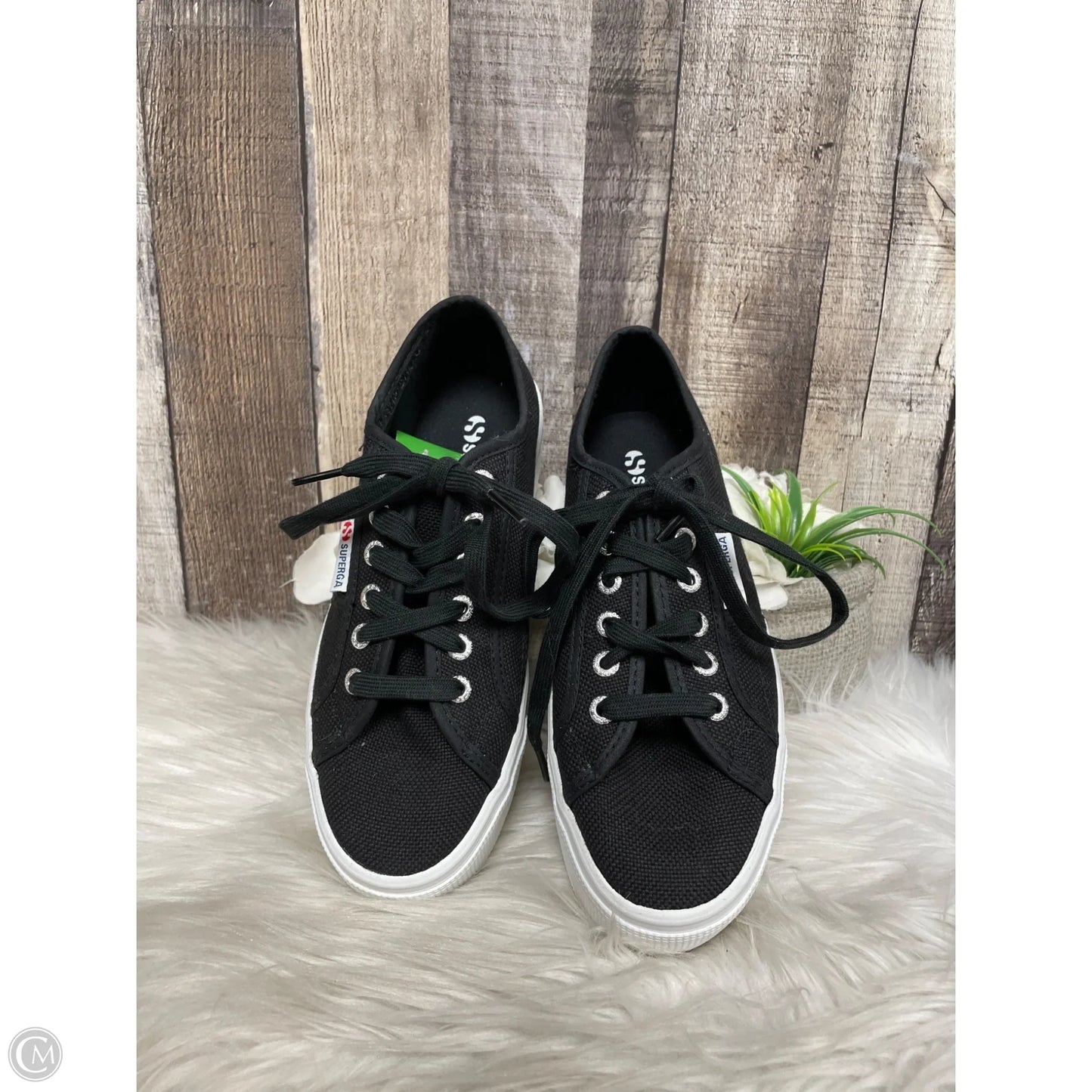 Shoes Sneakers By Superga In Black, Size: 7