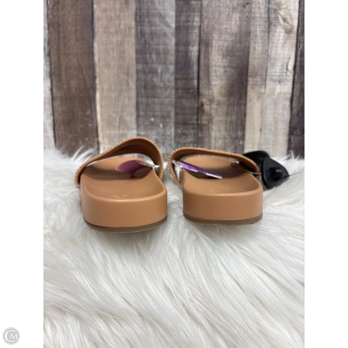 Sandals Flats By Universal Thread In Brown, Size: 7.5