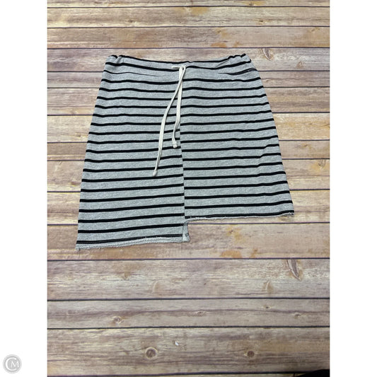 Skirt Mini & Short By Sundry In Black & Grey, Size: Xs