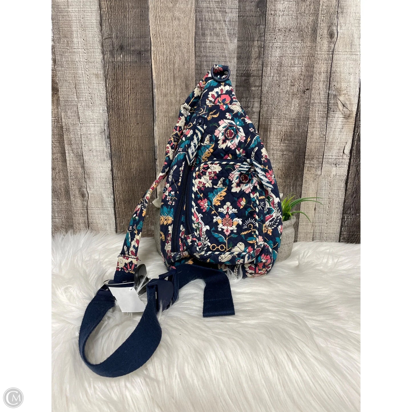 Backpack By Vera Bradley, Size: Medium