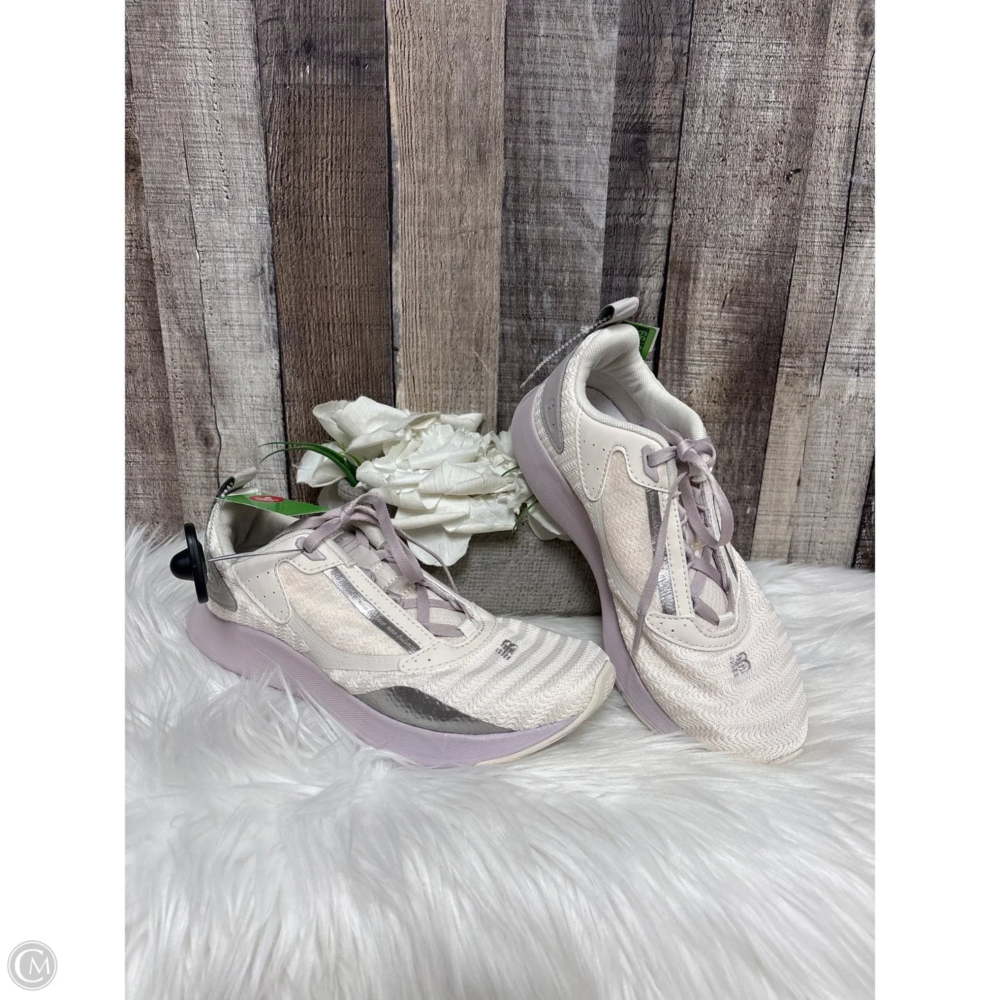 Shoes Athletic By New Balance In Pink, Size: 7.5