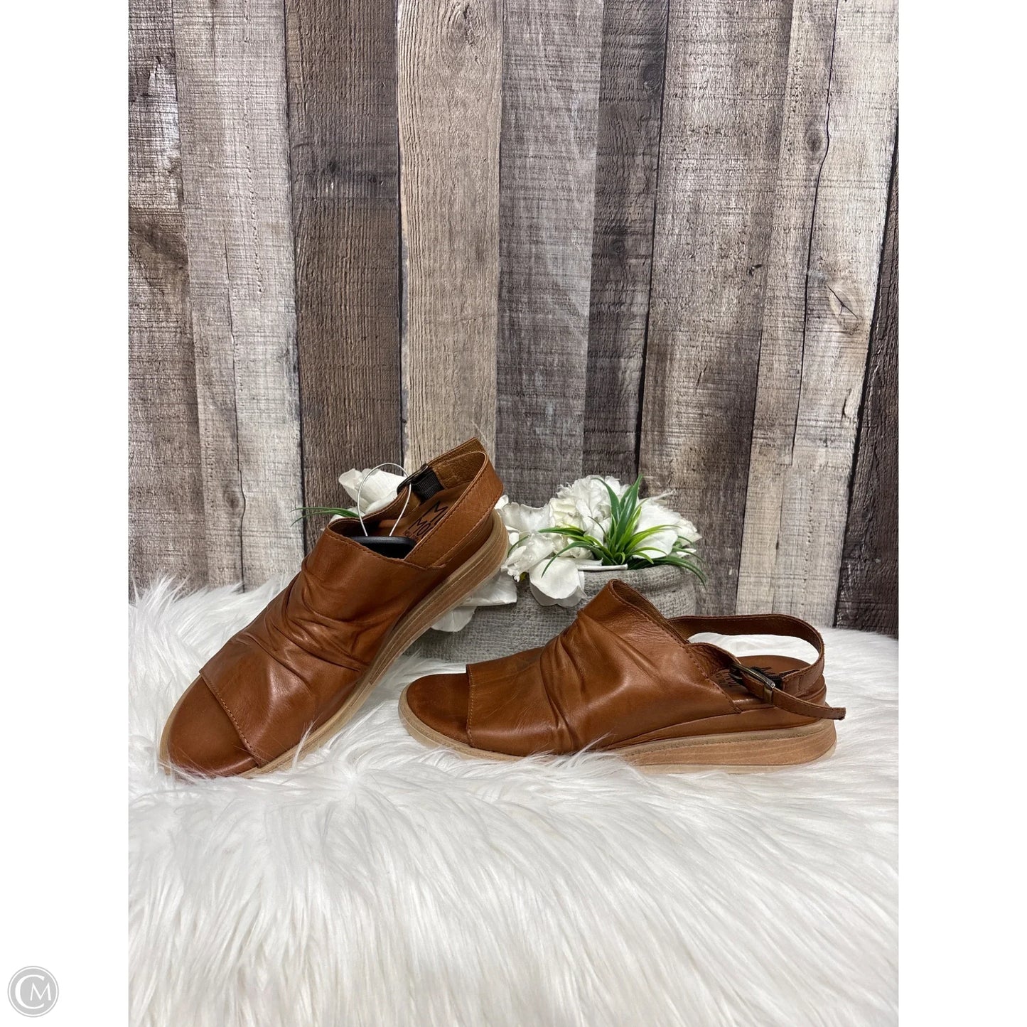 Sandals Heels Platform By Miz Mooz In Brown, Size: 7