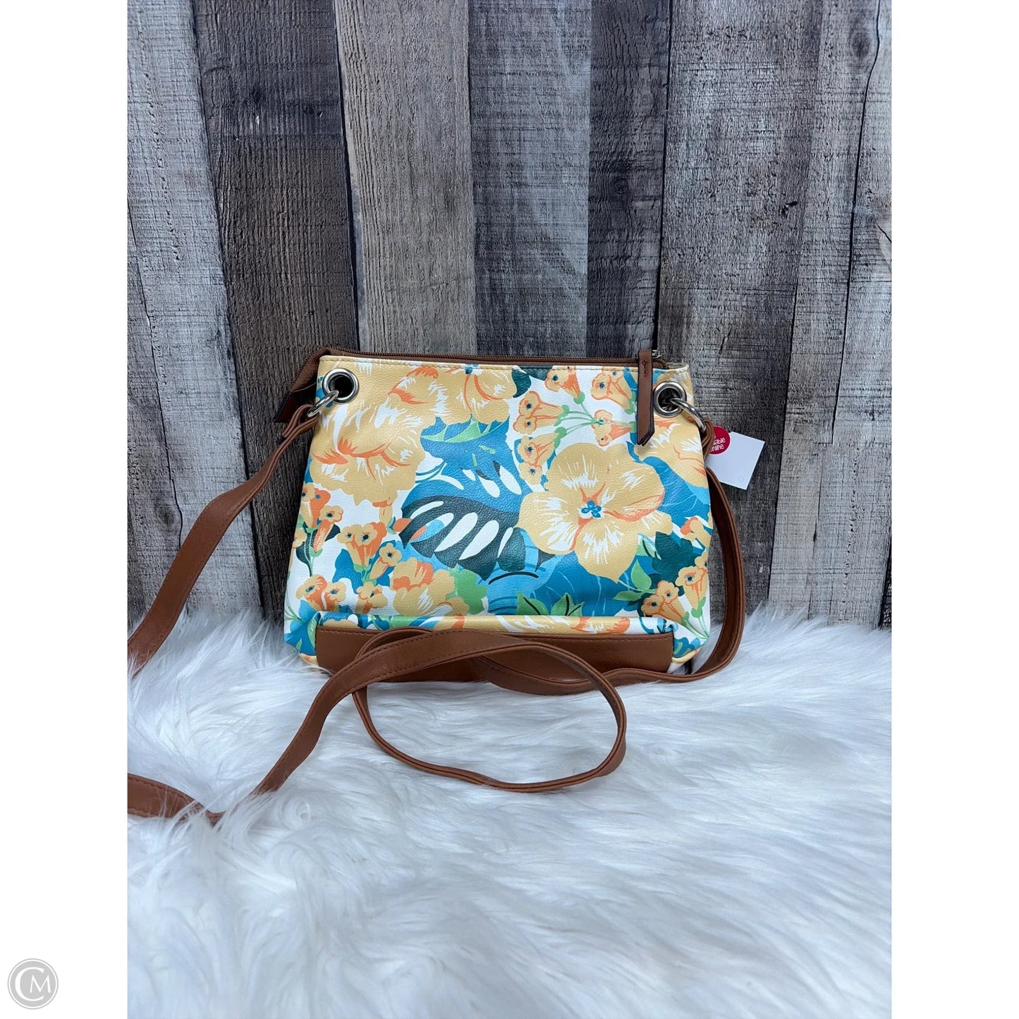 Crossbody By Cmf, Size: Small