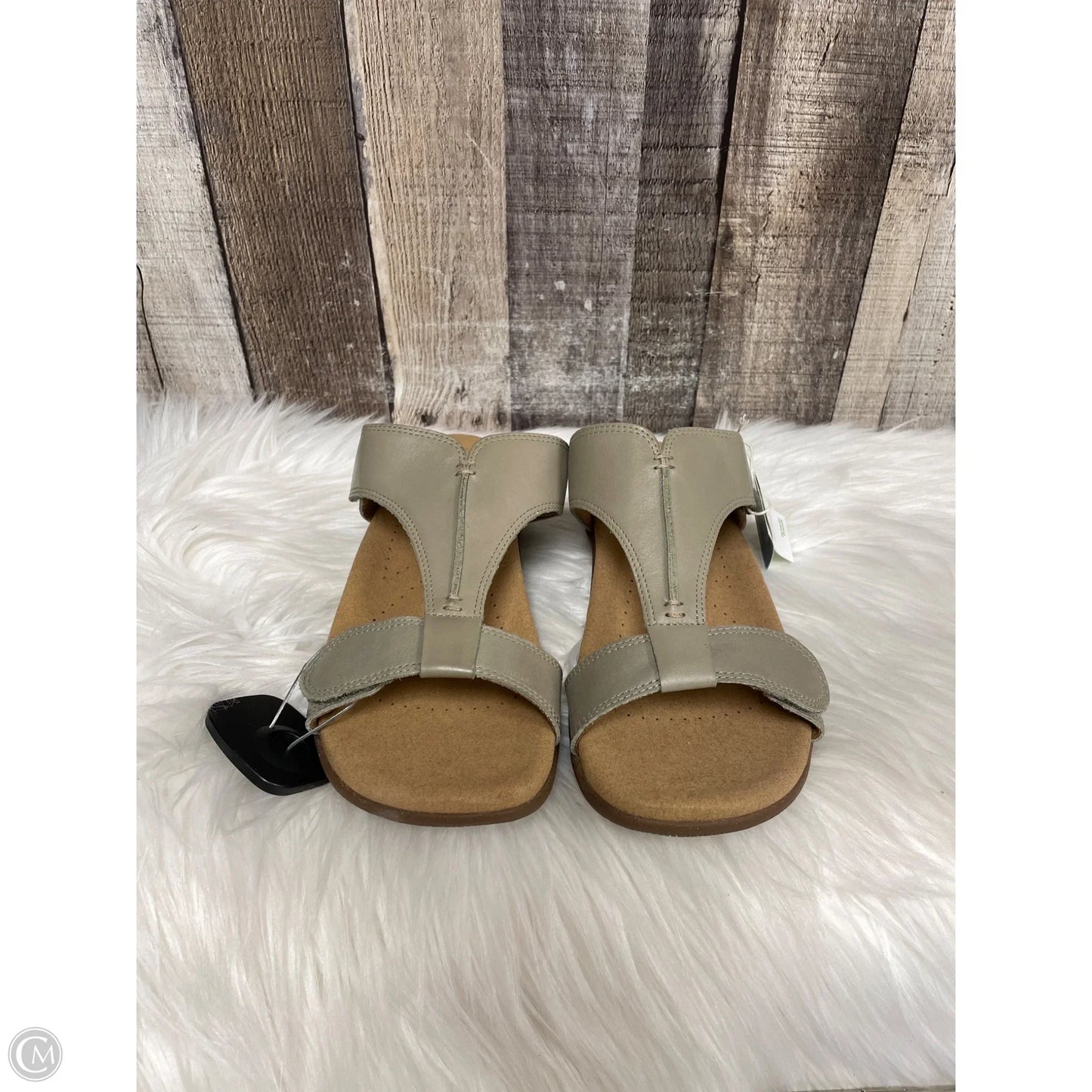 Sandals Flats By Taos In Taupe, Size: 7