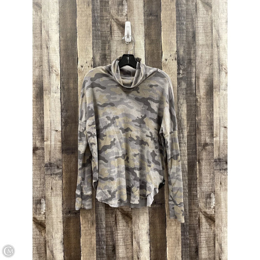 Top Long Sleeve By Michael Stars In Camouflage Print, Size: S