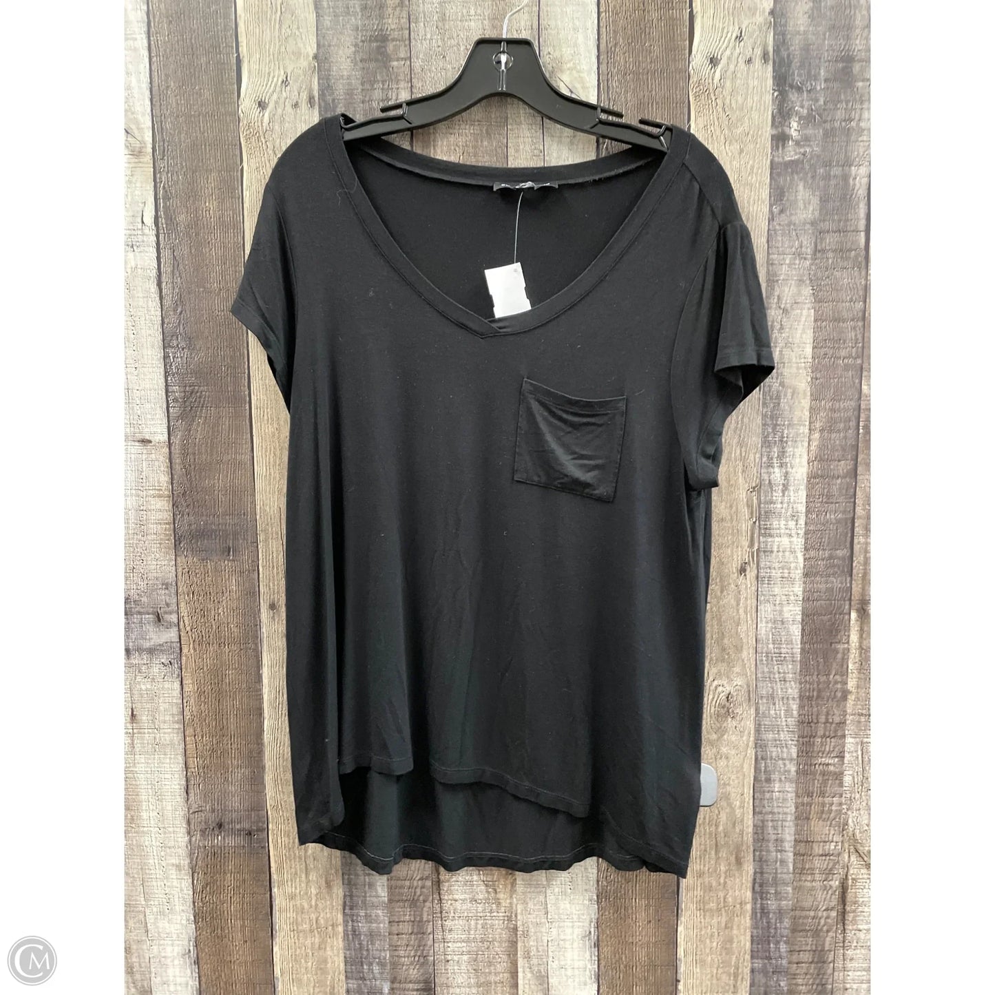 Top Short Sleeve By Cable And Gauge In Black, Size: L
