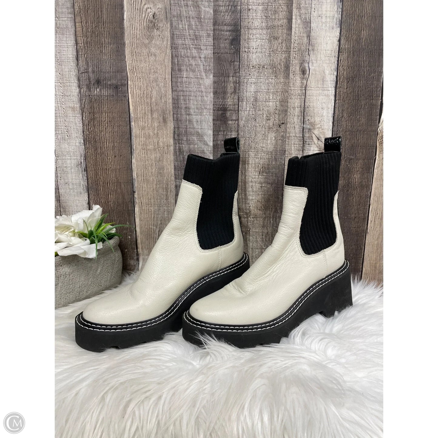 Boots Ankle Heels By Dolce Vita In Black & White, Size: 8
