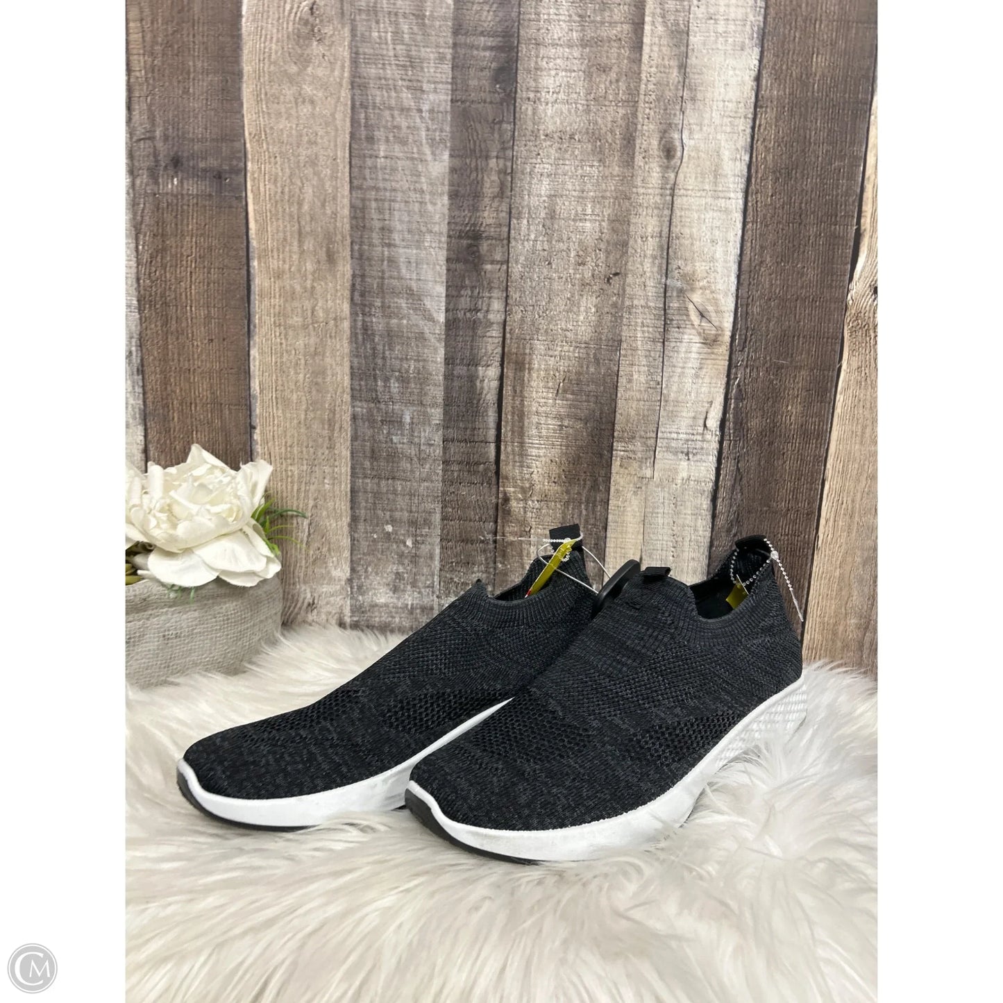 Shoes Sneakers By Tommy Bahama In Grey, Size: 10