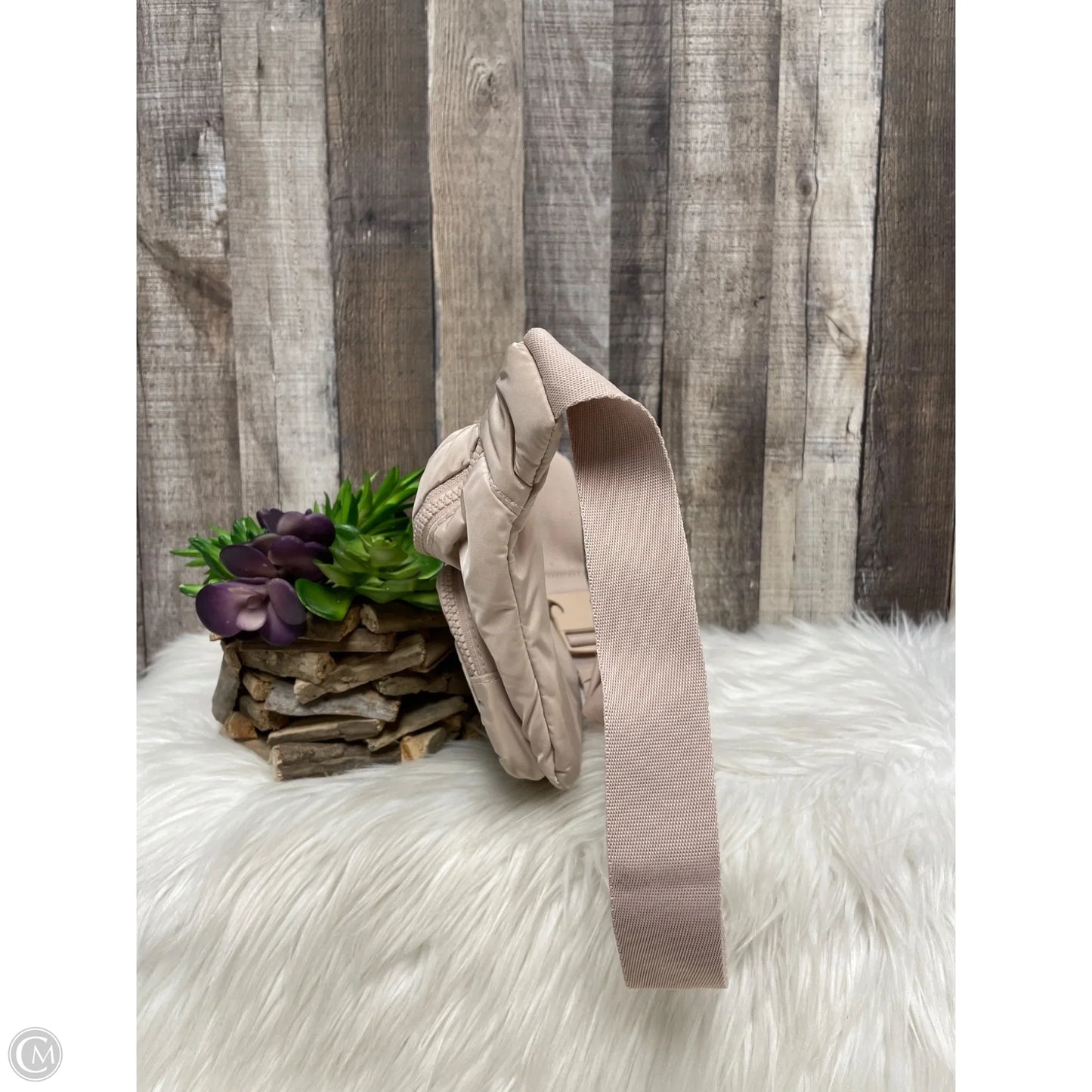 Crossbody By Reebok, Size: Medium