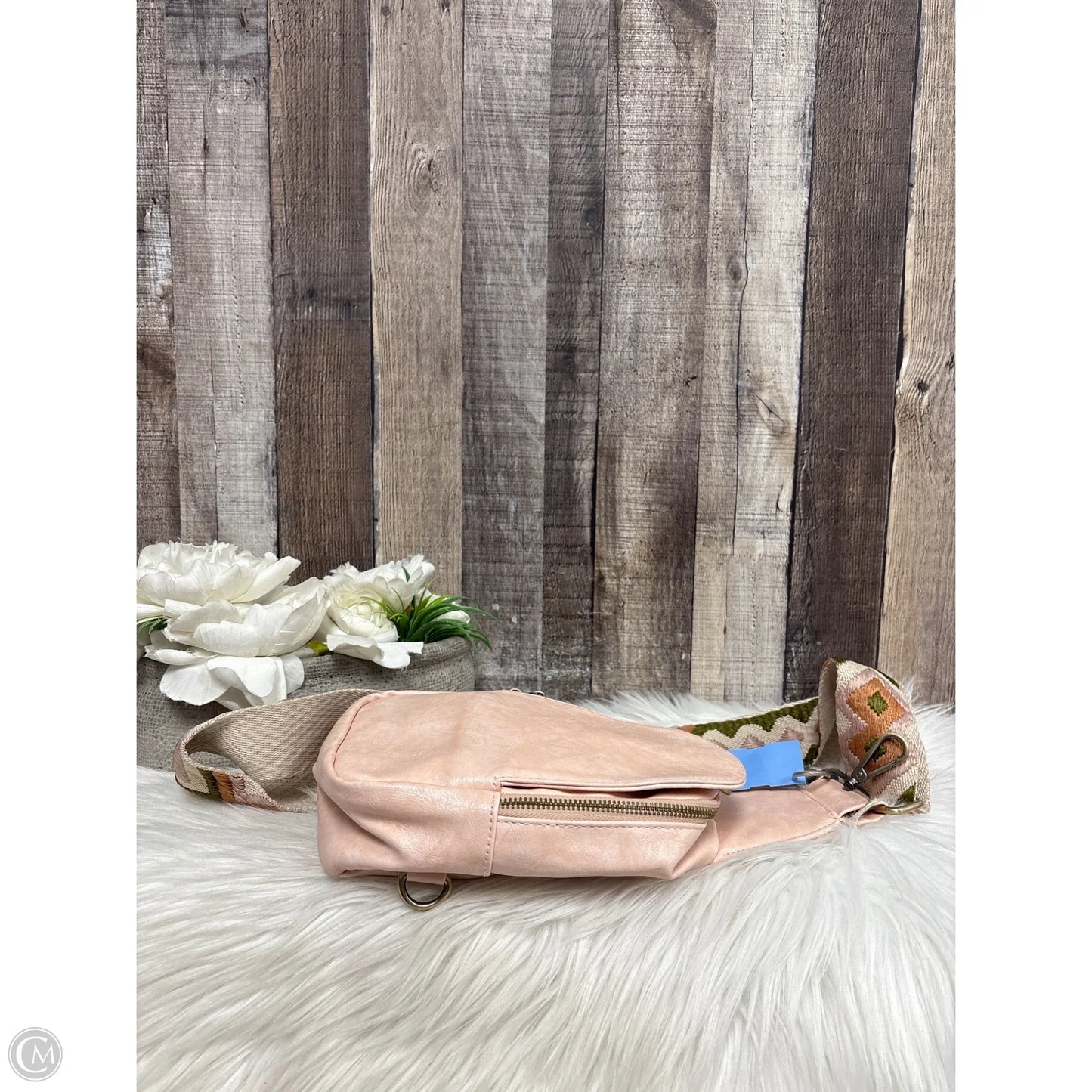 Crossbody By Cme, Size: Medium