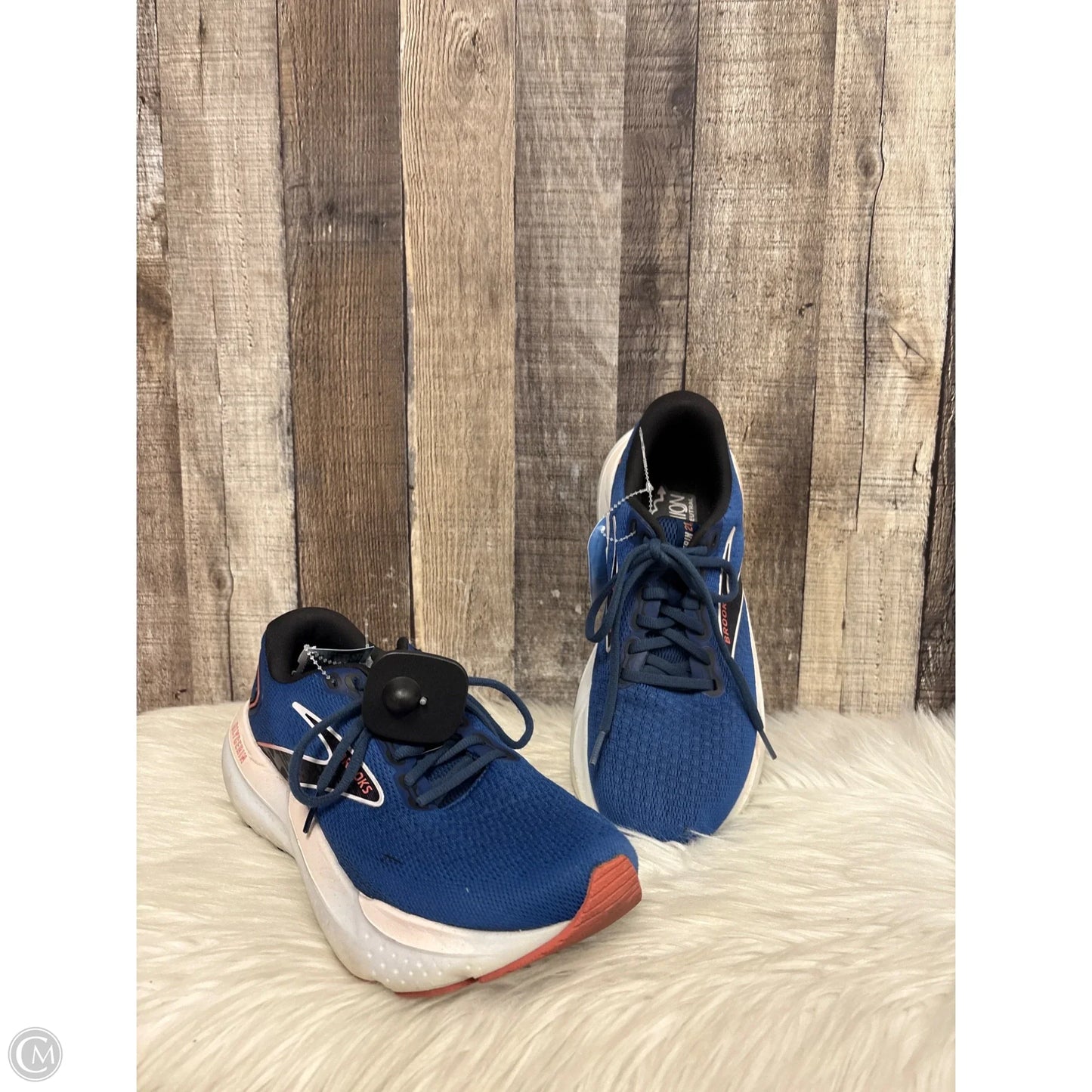 Shoes Athletic By Brooks In Blue, Size: 8.5