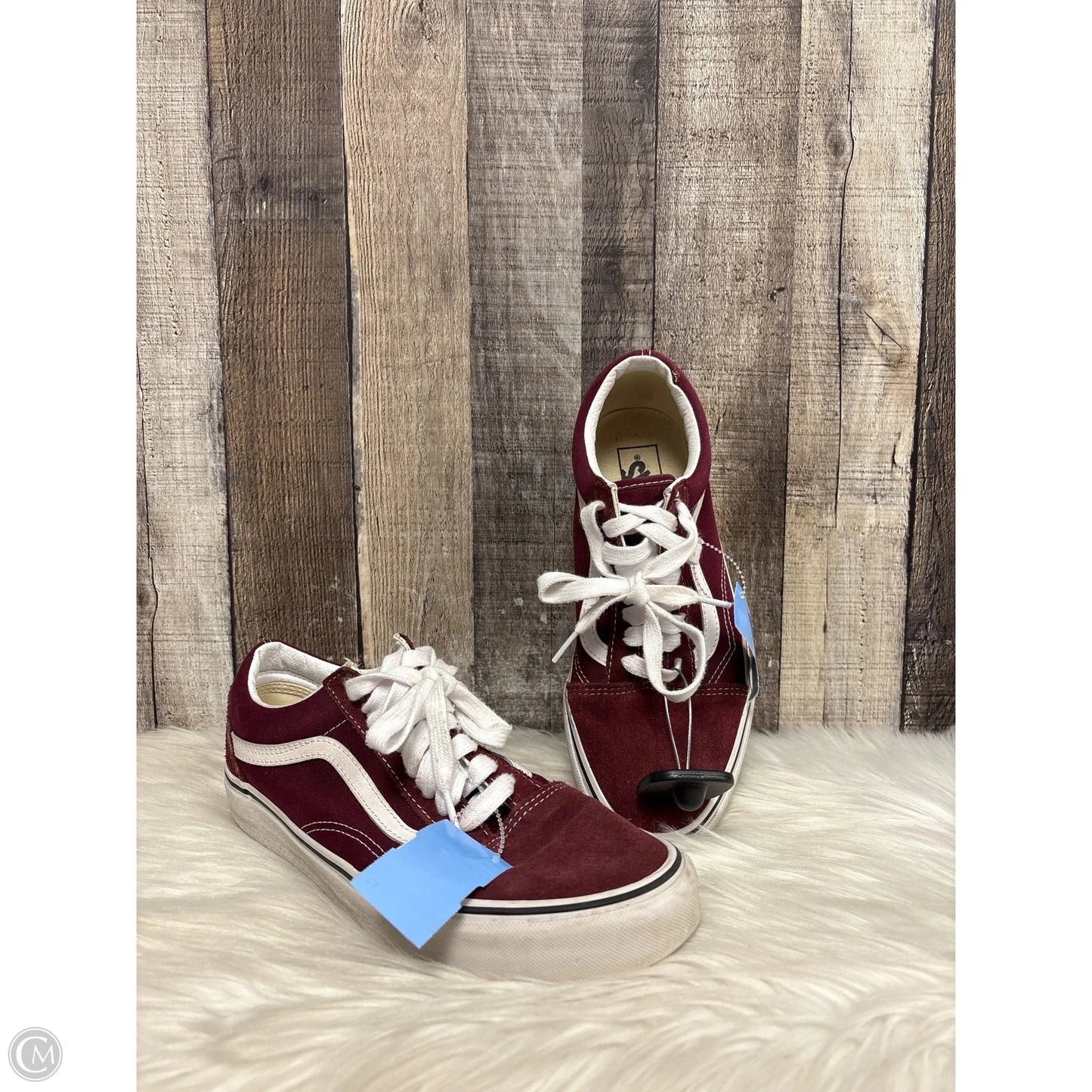 Shoes Sneakers By Vans In Maroon, Size: 9.5
