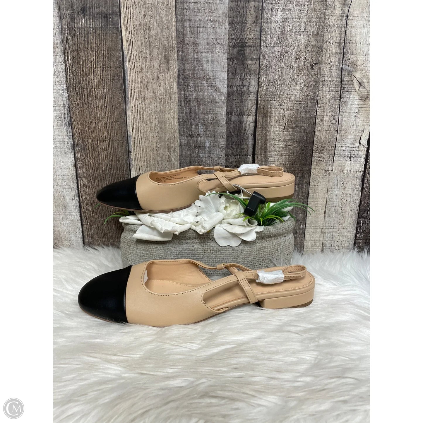 Shoes Flats By A New Day In Black & Tan, Size: 10