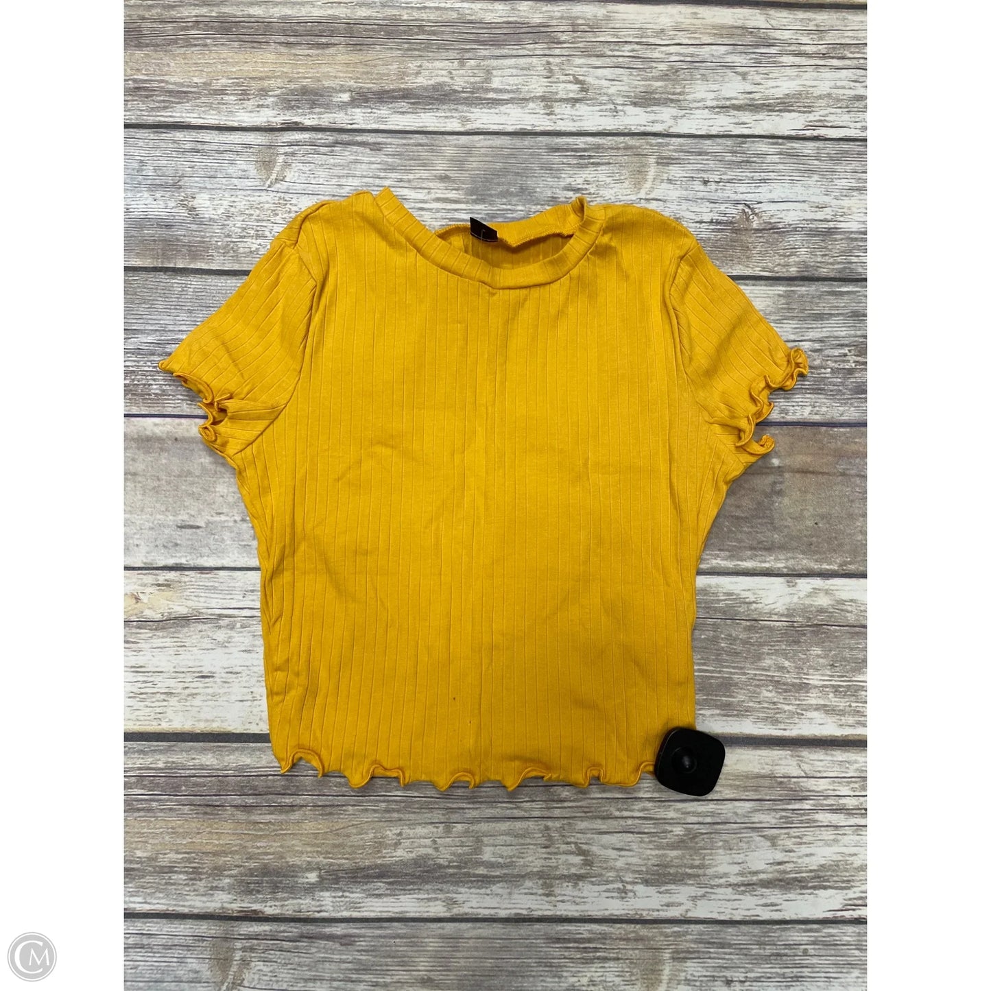 Top Short Sleeve By Cmf In Gold, Size: S